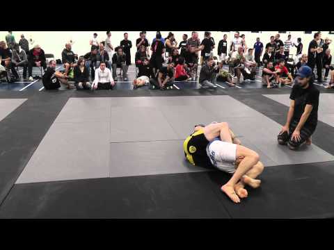 Gabriel Hains-Monfette vs David Carroll - Montreal Grappling Grand Prix - Div II -155 - Round Robin