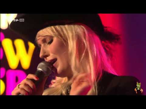 AMANDA JENSSEN Happyland) LIVE 2010 [HD]