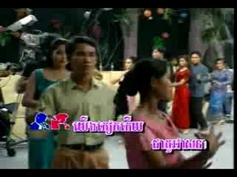 Chmuos Aun Doch Duong Dara - Touch Sunnich