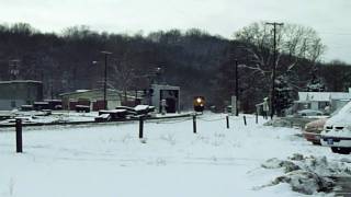 preview picture of video 'Railfanning CSX in Butler, KY 2011-01-22'