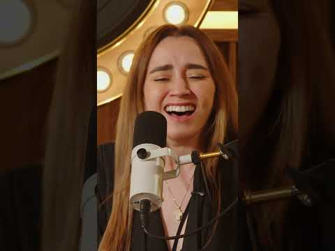 Carolina Ross canta “Castillos” de Amanda Miguel 🎤✨