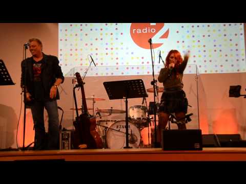 2 Fabiola - She's after my piano