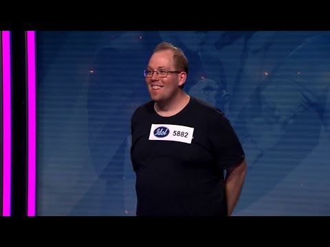 Gustaf Gardtman - Egen låt samt L O V E av Nat King Cole (hela audition 2019) - Idol Sverige (TV4)
