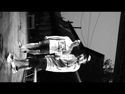 Az Ultimate Chawoke - Miért mész ki? Live@ Factory