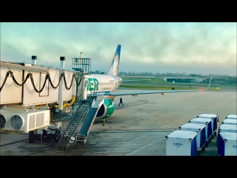 image-Why fly fly flyfly from Milwaukee with Frontier Airlines?