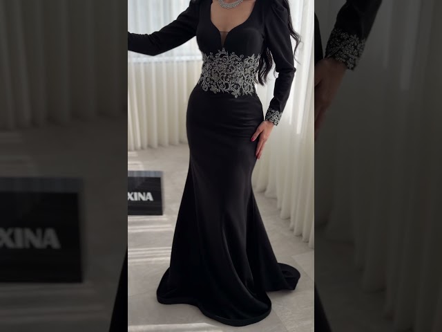 فستان أسود طويل بتطريز  فاخر