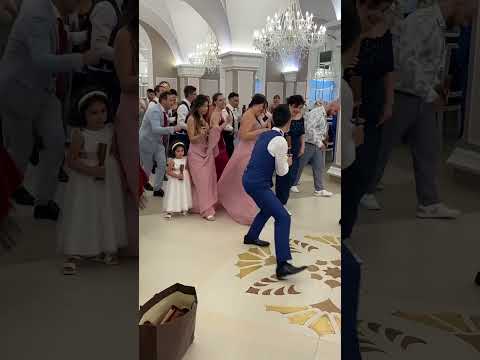 Dancing at a wedding is special ❤️ #jerusalema #wedding #linedance #flashmob