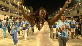 Mulatas! Um tufão nos quadris