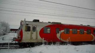 preview picture of video 'ÖstgötaTrafiken regional train class X14 EMU from Mjölby...'
