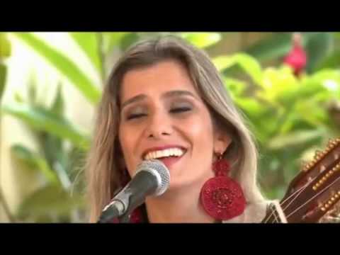 Adriana Farias em pot-pourri de 2016 Assembleia Cultural