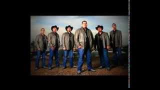 Duelo &quot;Acostumbrandome&quot;