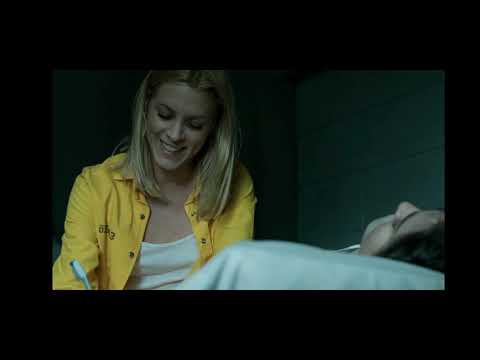 Macarena somete a Anabel