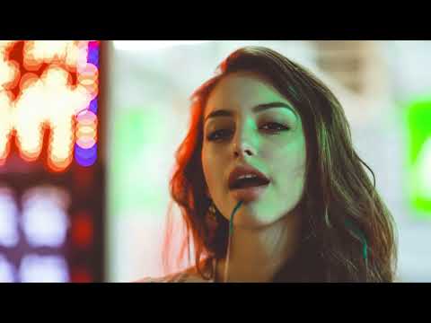 Sugar House feat Chelle - Looking For Love