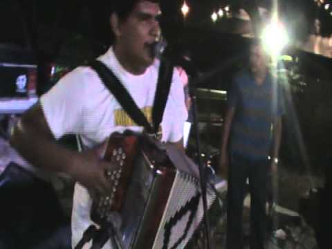 Pato Reve Con La Familia Lizcano. Moysend, Eddy, Lalo Ruiz y E3, Max One, Angel Dinamita.