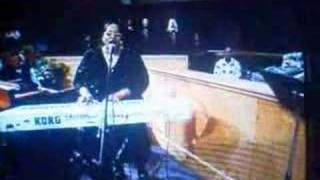 Twinkie Clark ft. The Clark Sisters- Pray 4 the USA