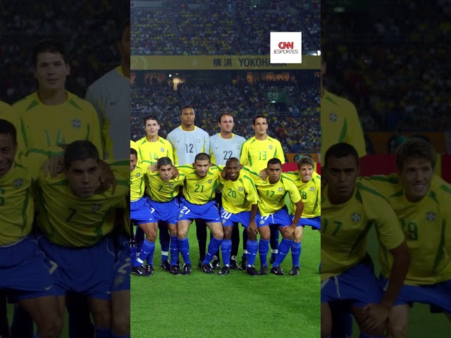 Brasil nunca foi muito longe na Copa quando chegou como favorito, diz Edmílson à CNN