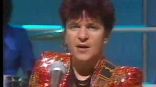 Glitter  Band &quot;Angel Face&quot; performed on Greatest Hits of 1974 Show (shown 1983)