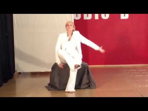 Mephisto aus Faust I gespielt von Katharina Obst