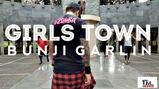 GIRLS TOWN by BUNJI GARLIN | Zumba | Soca | TML Crew | Kramer Pastrana