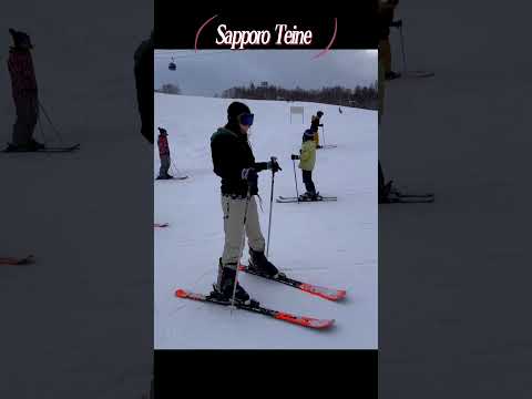 Skiing in Sapporo Teine!