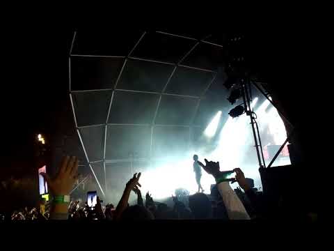 Wet Bed Gang - Já Passa | Ao vivo Festival Académico de Lisboa 2017