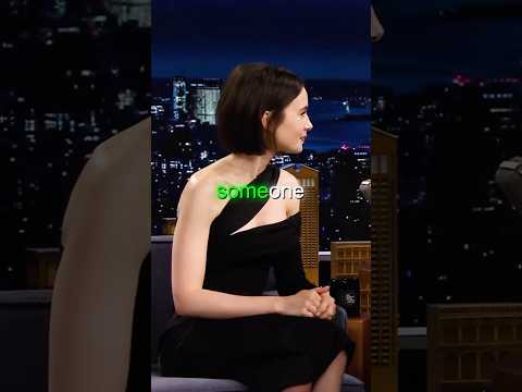 Lily Collins Sings Wannabe Flawlessly 😍🔥