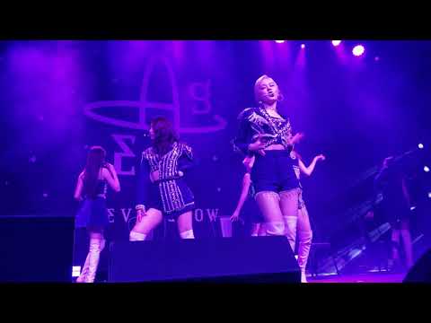 EVERGLOW (에버글로우) - Moon Live - Atlanta - 200308 - 4k Fancam