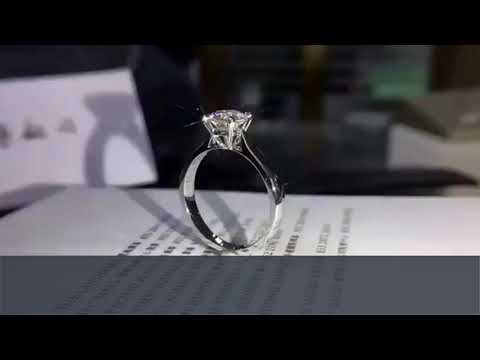 Beautiful 2 Carat 18K Gold Lab Diamond Solitaire Ring