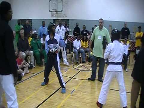 Morgan "Sista" Plowden vs. Nicole Chestnut