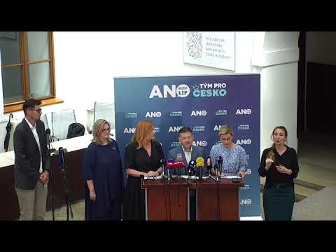 Schillerová a Nacher: Strop úroků 48 % proti dluhovým pastem, NKÚ má kontrolovat ČT