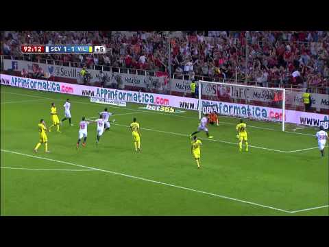 Gol de penalti de Bacca (2-1) en el Sevilla FC - Villarreal CF - HD