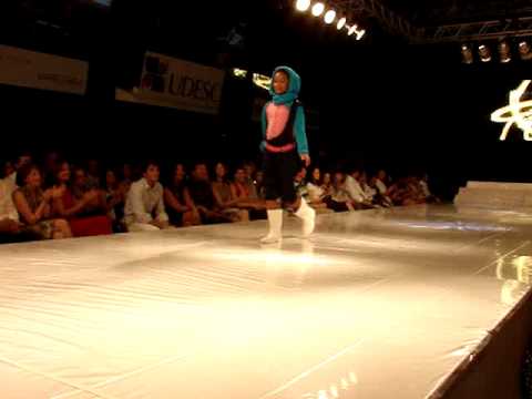 Moda UDESC 2009 - Germanismos - Expectativas - Belisa Moreira Martins