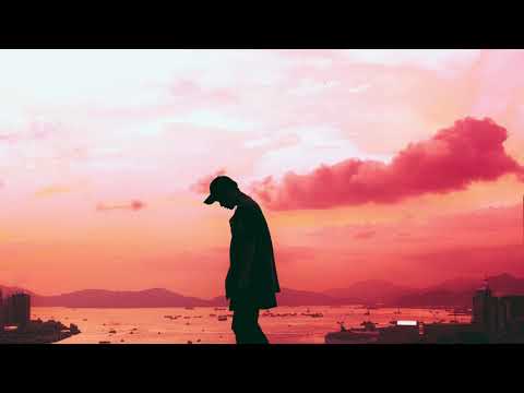 John Kah feat. Maě - Alone (Original Mix)