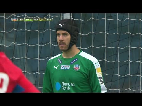 Pyzdrowski med riktig vass straffräddning - TV4 Sport