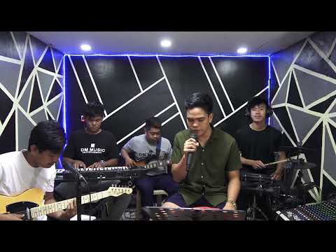 just tell me you love me