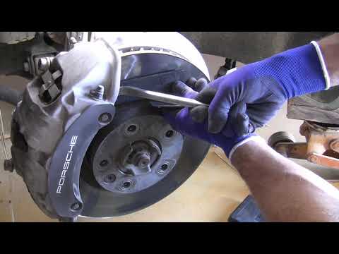 Porsche 2013 Cayenne brake pad replacement