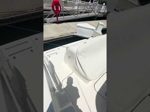 Tiara-yachts 3900-SOVRAN video