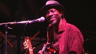 My Baby Wants to Go to France (LIVE) ... Keb Mo HQ at Vancouver Island Musicfest 2005