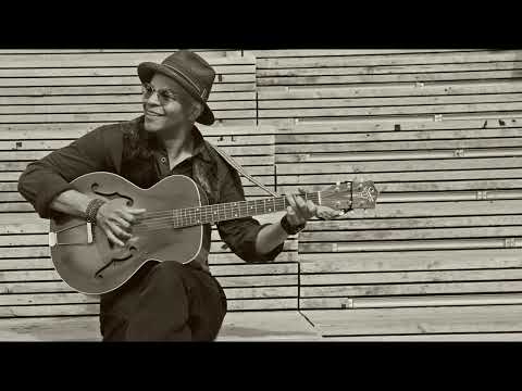 Guy Davis - Loneliest Road That I Know