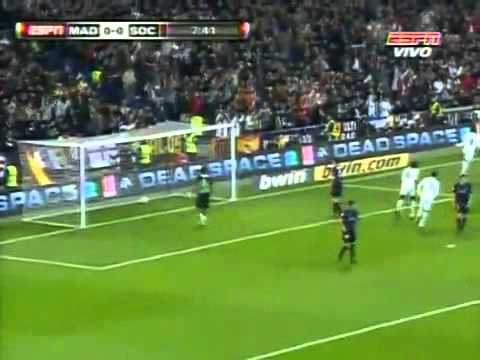 Real Madrid vs Real Sociedad 4-1 - Ricardo Kaka Goal - 06/02/2011