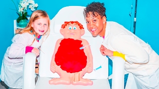 ASSISTANT Doctor Operation Play Doh Surprise Toys Video