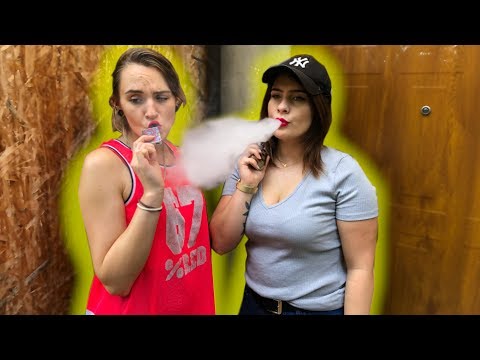 KOBIETA ZOSTAJE VAPEREM