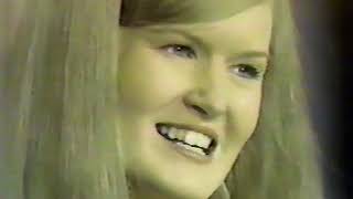 Lynn Anderson&#39;s First Appearance on The Lawrence Welk Show (1967)