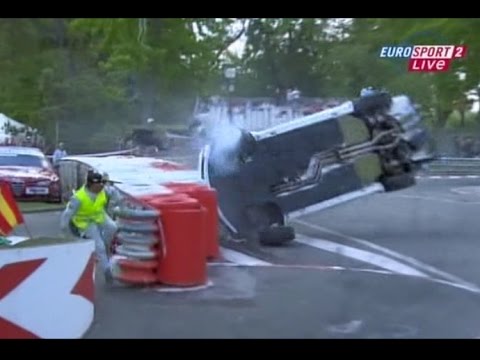 WTCC Pau 2007 Qualifying Massive crash Farfus