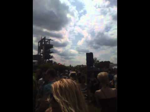 6 Nathalie de Borah die 2