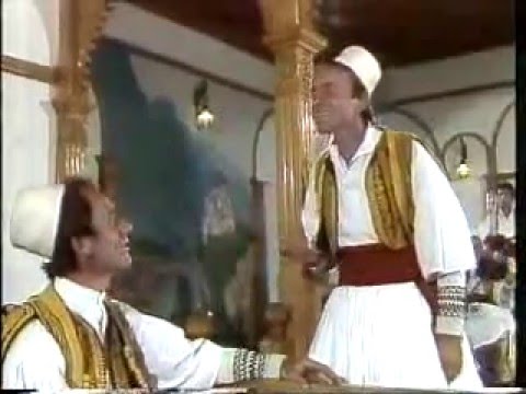 Vëllezërit Curri - Ç'deshe që erdhe në krua