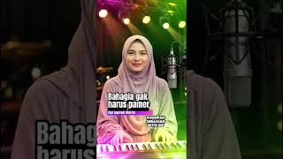 Download lagu Happiness Doesn't Need to Be Shown Off - Fun & Meaningful DJ Remix | Deby P 🪩🤫 mp3