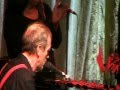 Фрагмент концерта Хью Лори (Hugh Laurie) в Москве 25.06.2012г ...