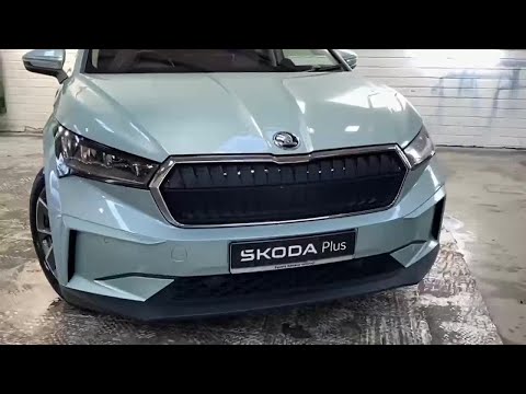 Skoda Enyaq 60 *Massive Spec* - 2 Year Warranty - Image 2