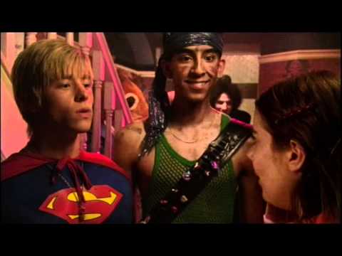 Michelle Tries To Make Tony Jealous And Anwar Gets Rejected - Skins